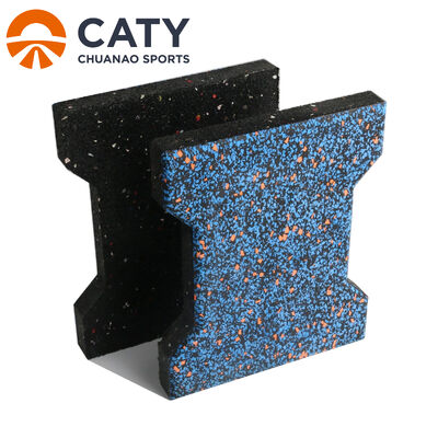 Rutschfeste und schwere Gummifliesen aus Hundebeinen für Gehwege und Außenbereich